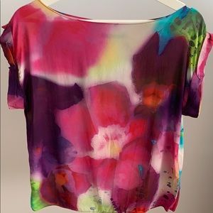 Alice + Olivia short sleeve blouse